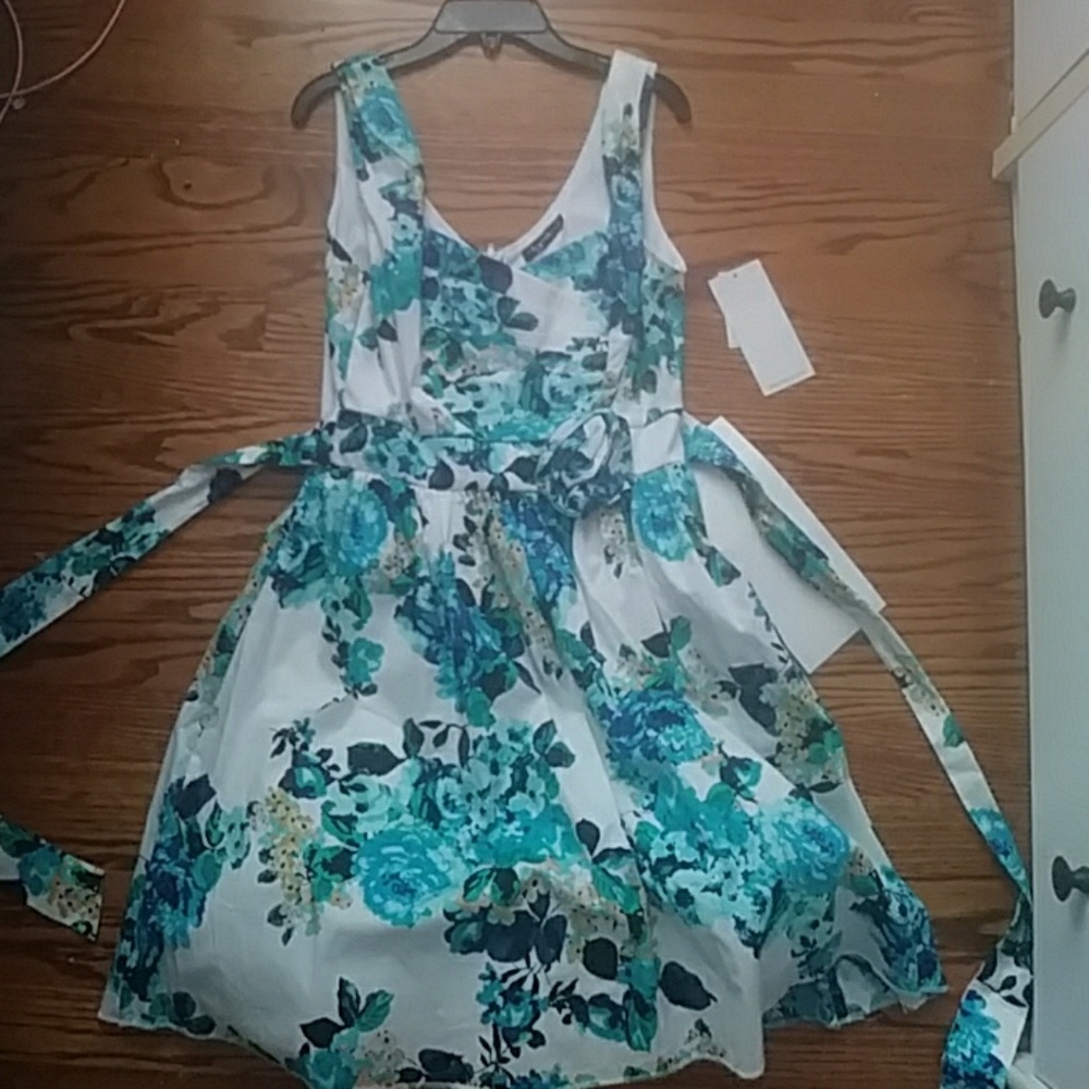 Floral 50s style dress